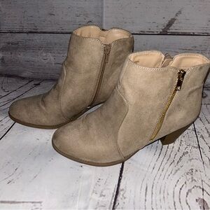 💙Beige Primark Booties